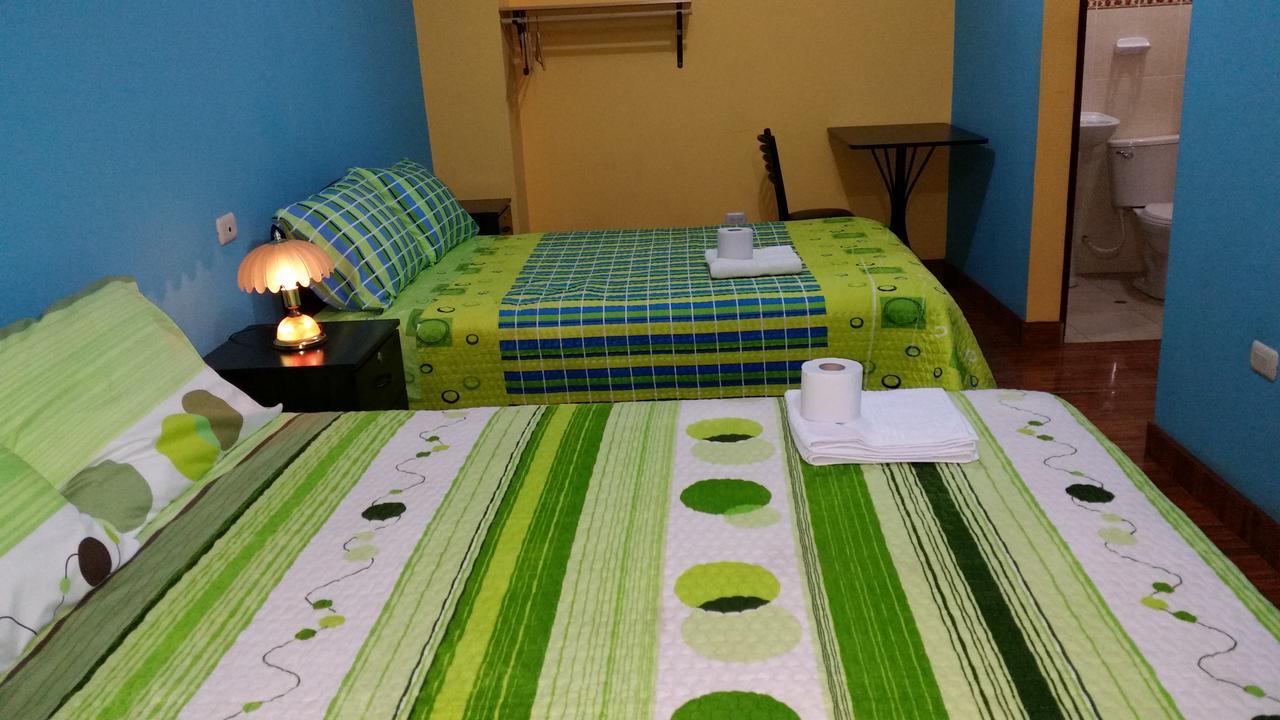 Hostal Los Pinos ワンカヨ エクステリア 写真